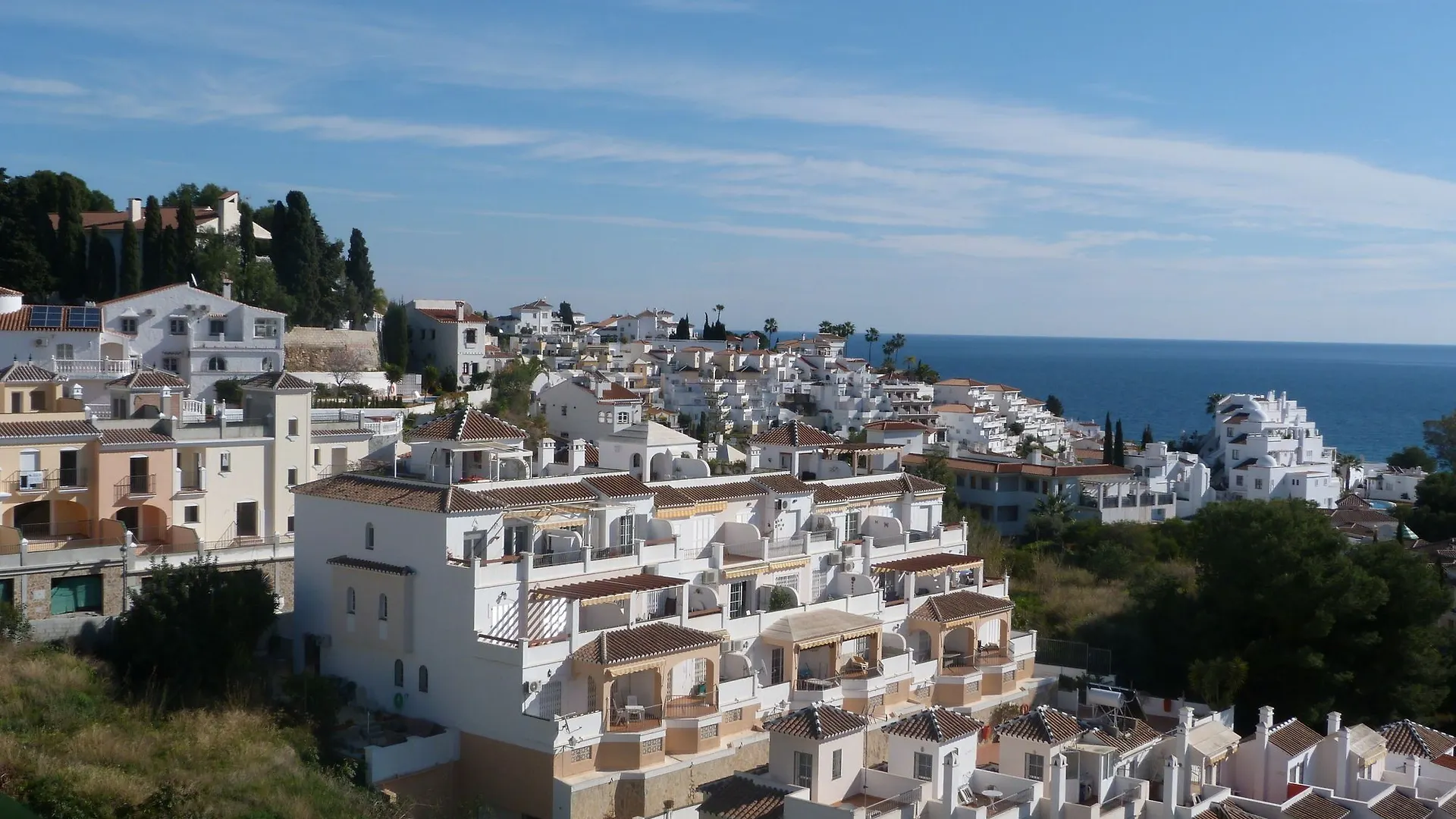 Tahiti, Nerja Bluewater Villas